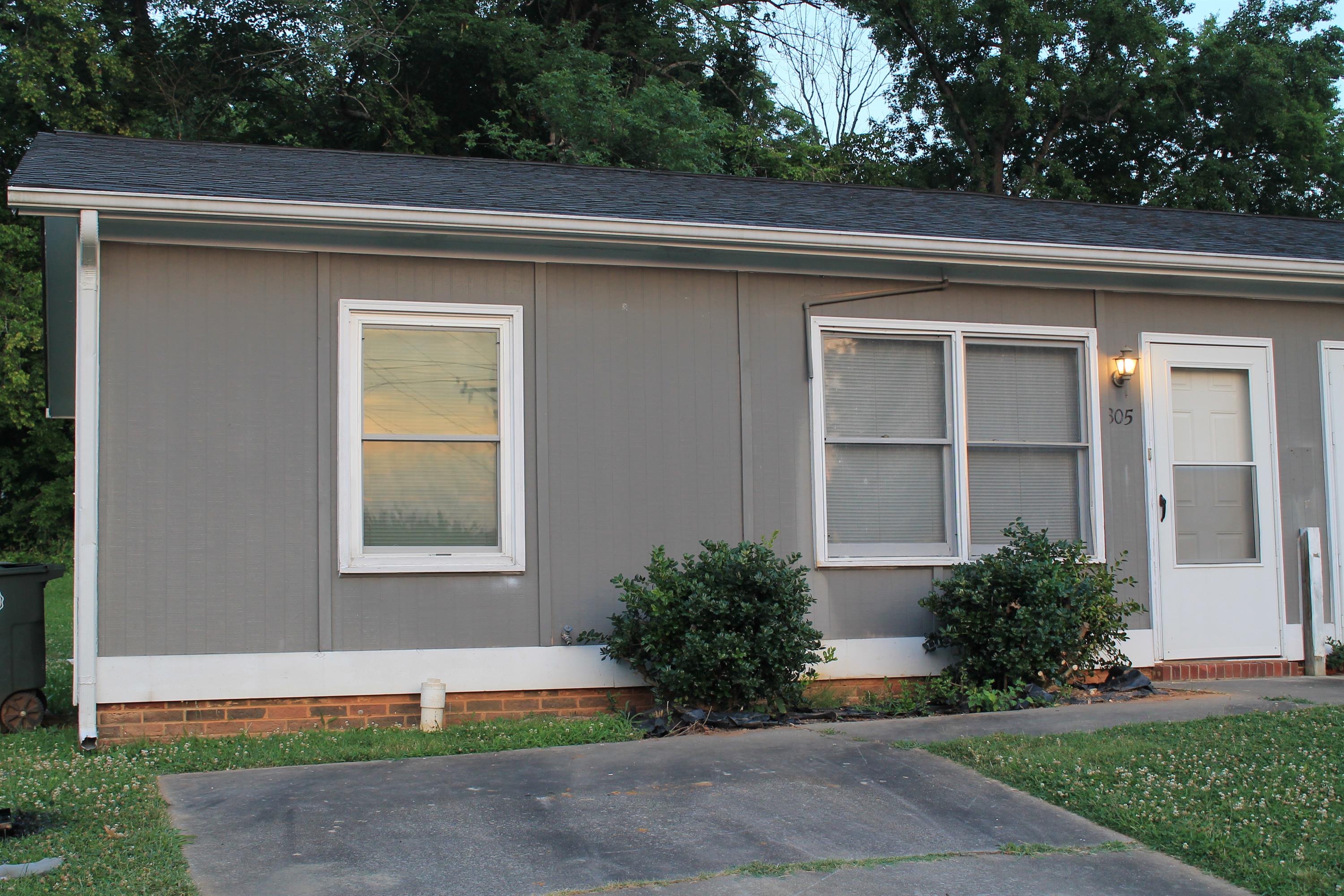 805 South Caldwell St