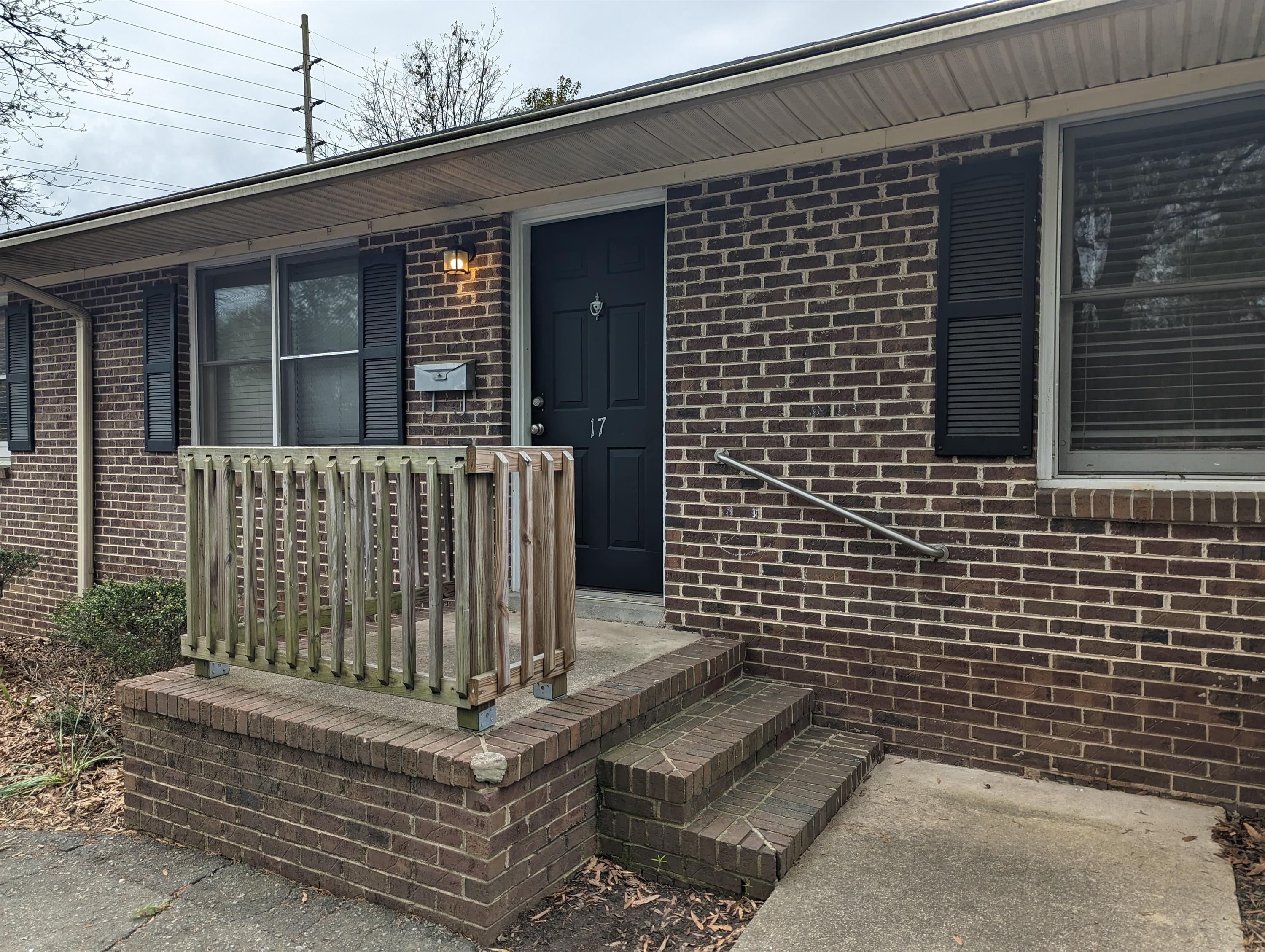 17 Brookwood Avenue Northeast - 1